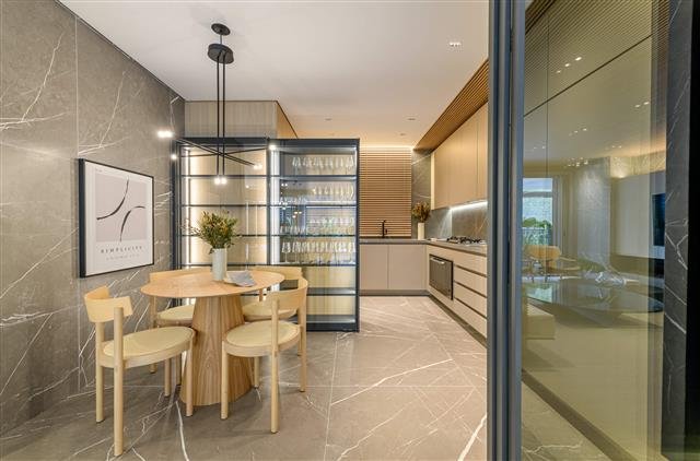 2c51b574-b13b-420b-8605-1a5d1731af3f_P